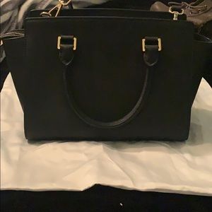 Michael Kors crossbody, mini tote